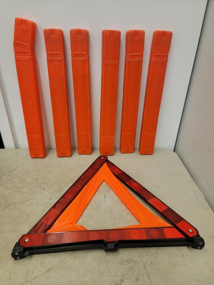 6 Pack Foldable Emergency Warning Triangle Reflector Road Roadside Kit for Car
