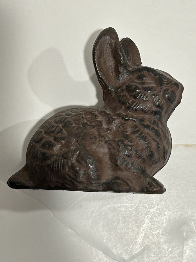 Small Cast Iron Bunny
