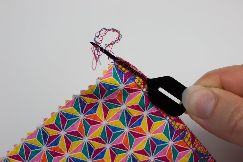 Hookey Serger Seam Hook - Efficient Solution for Loose Thread Silver Gray