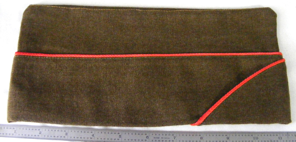 Vintage WW2 Wool Artillary Corps Garrison Cap   d