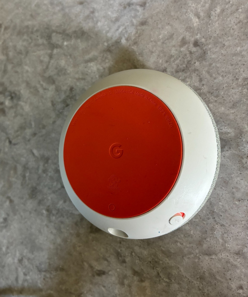 Google Home Mini Smart Speaker with Google Assistant