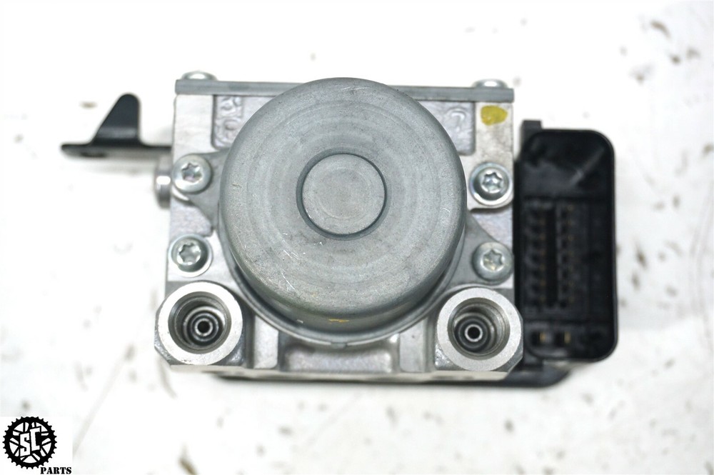 2014 TRIUMPH DAYTONA 675 ABS PUMP MODULE