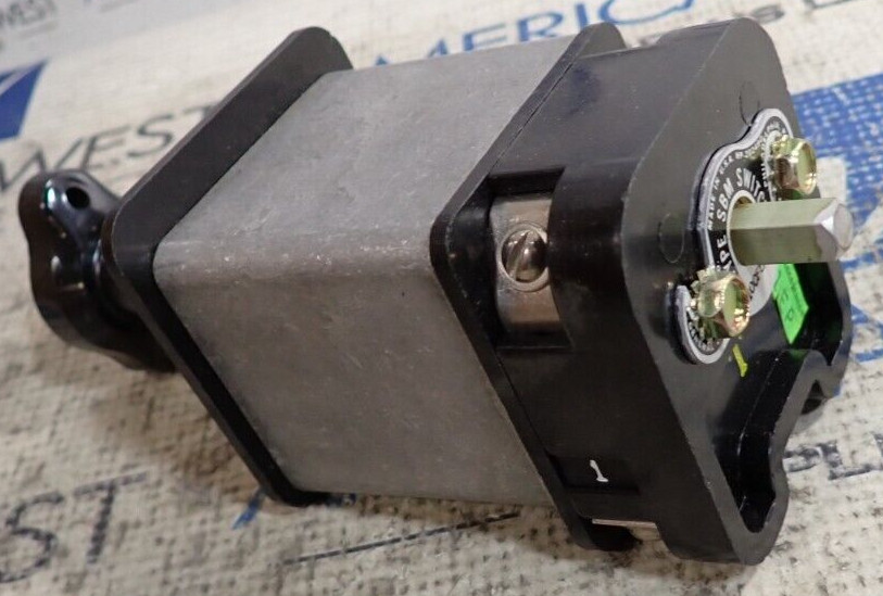 NEW - GE 10CF549 474 77889 1 Type SBM Control Switch