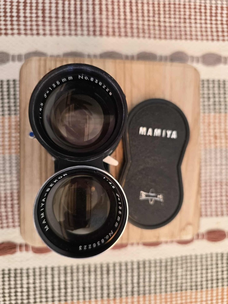 1960s Mamiya C33 professional camera