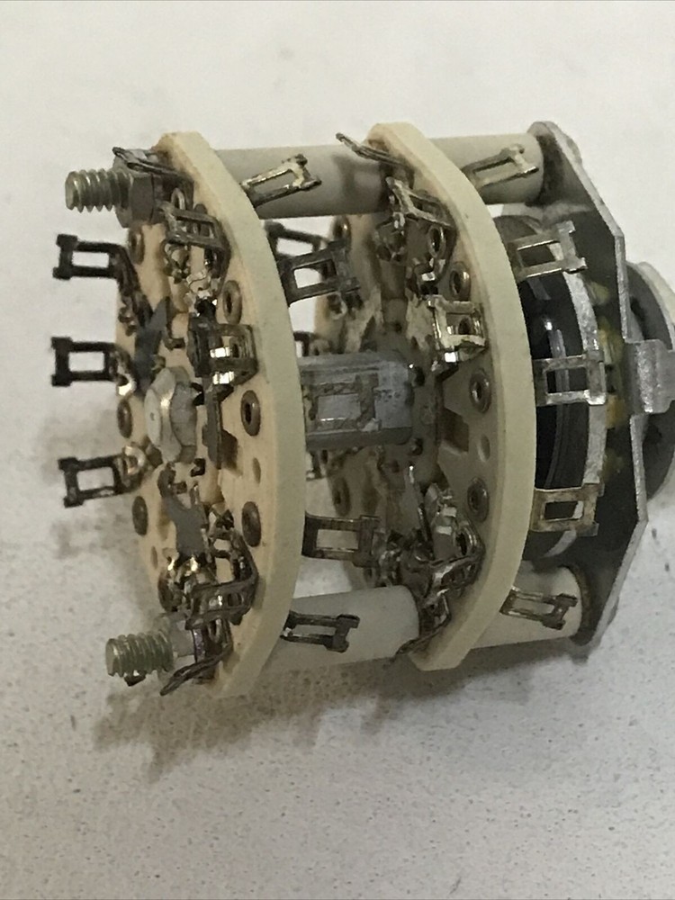 Centralab PA-2035 2 position 12 pole ceramic rotary switch
