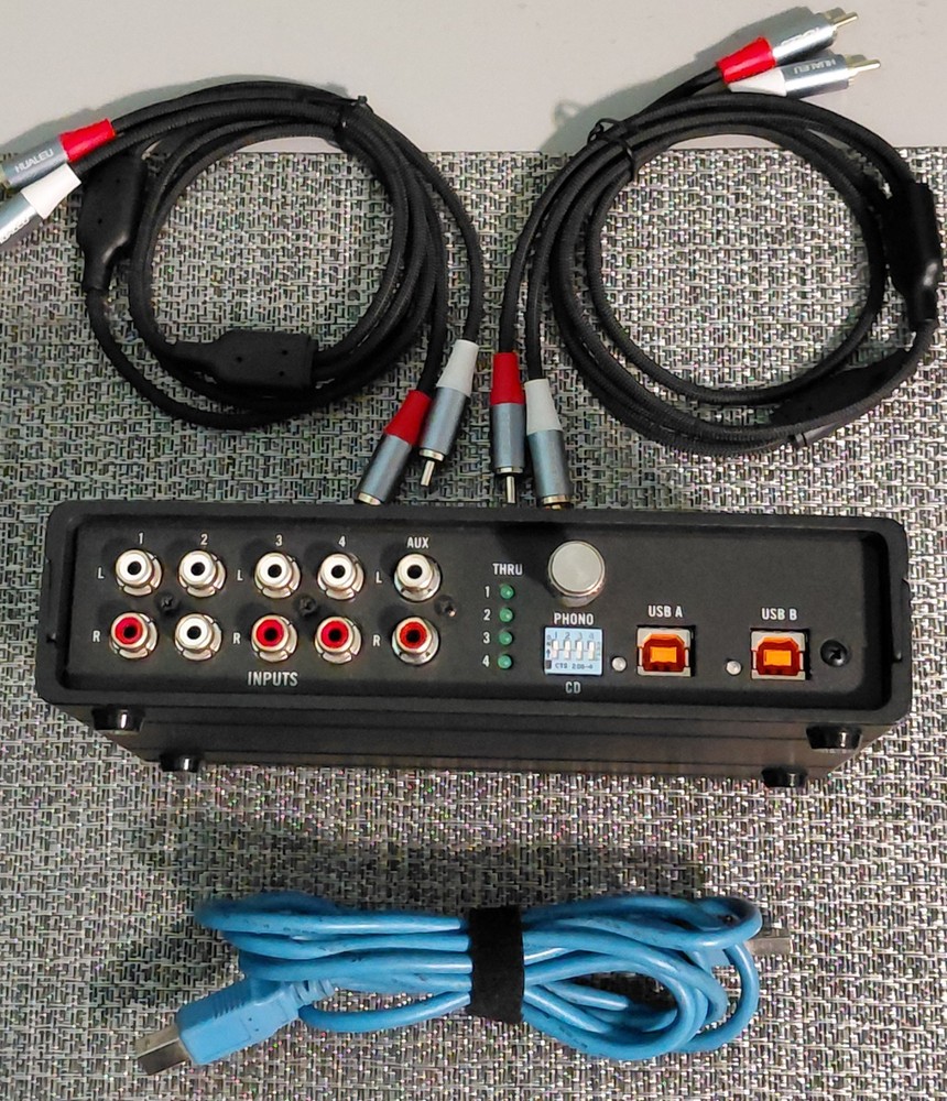 Rane Serato SL4 Digital DJ Interface Unit, Excellent condition.