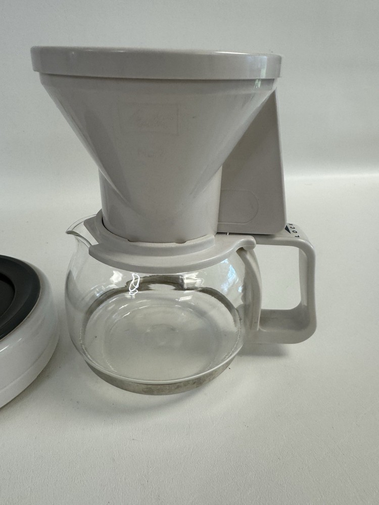 Melitta Gevalia Kaffe 4-Cup Coffee Maker White BCM-4C Machine
