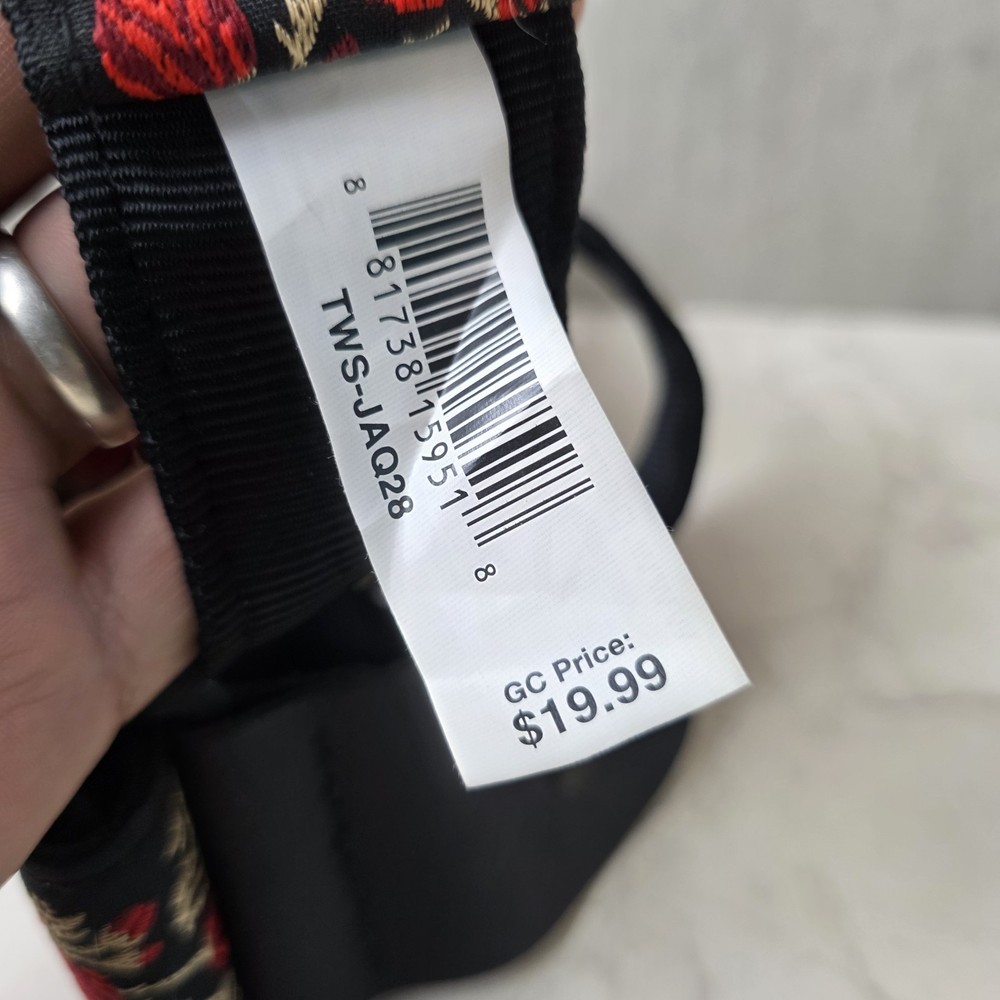 Perri's Leathers Red Roses Print Guitar Strap