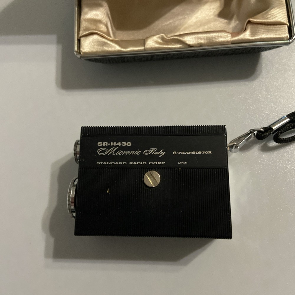 Vtg STANDARD Micronic Ruby SR-H436 Micro TRANSISTOR Radio Untested In Case