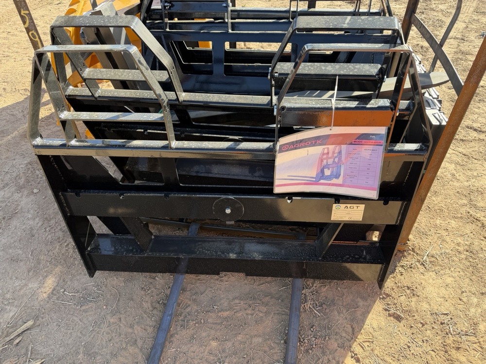 AGROTK ISOCPF48-6600-FF Pallet Fork for Skid Steer & Backhoe Loader Universal