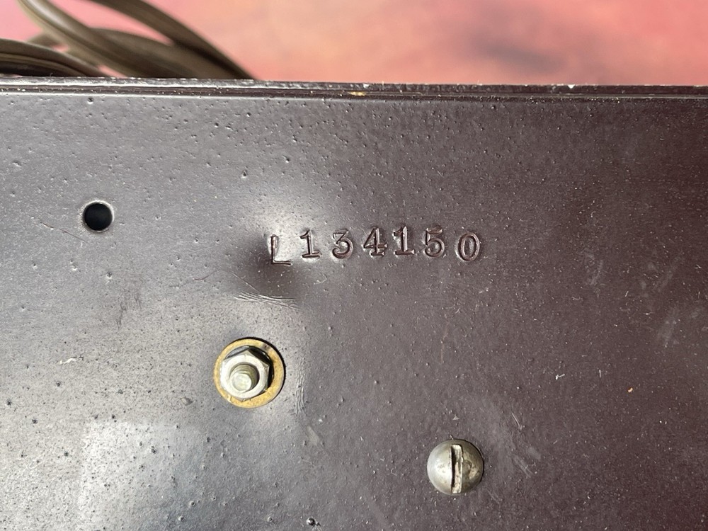 TEC TELEVISION SIGNAL BOOSTER