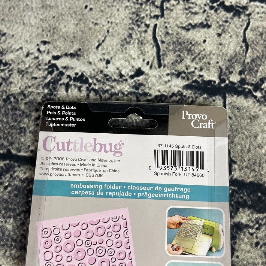 Cuttlebug SPOTS & DOTS Provo Craft Embossing Folder