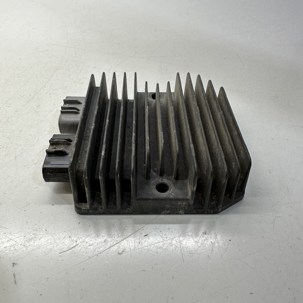 Voltage Regulator - 2013 CanAm Commander | Silver