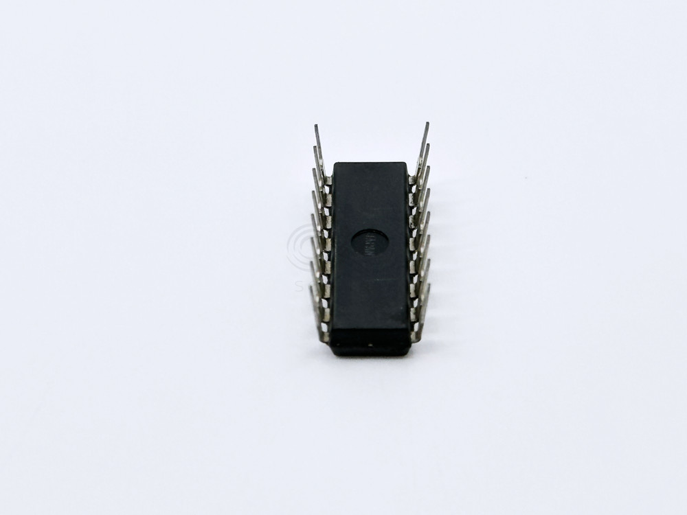 4PCS M74LS151P Mitsubishi 8-to-1 Data Selector Multiplexer IC DIP-16
