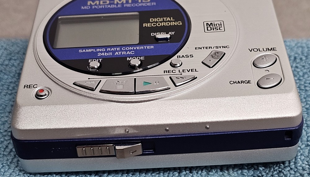 Sharp Mini Disc Portable MD-MT15H