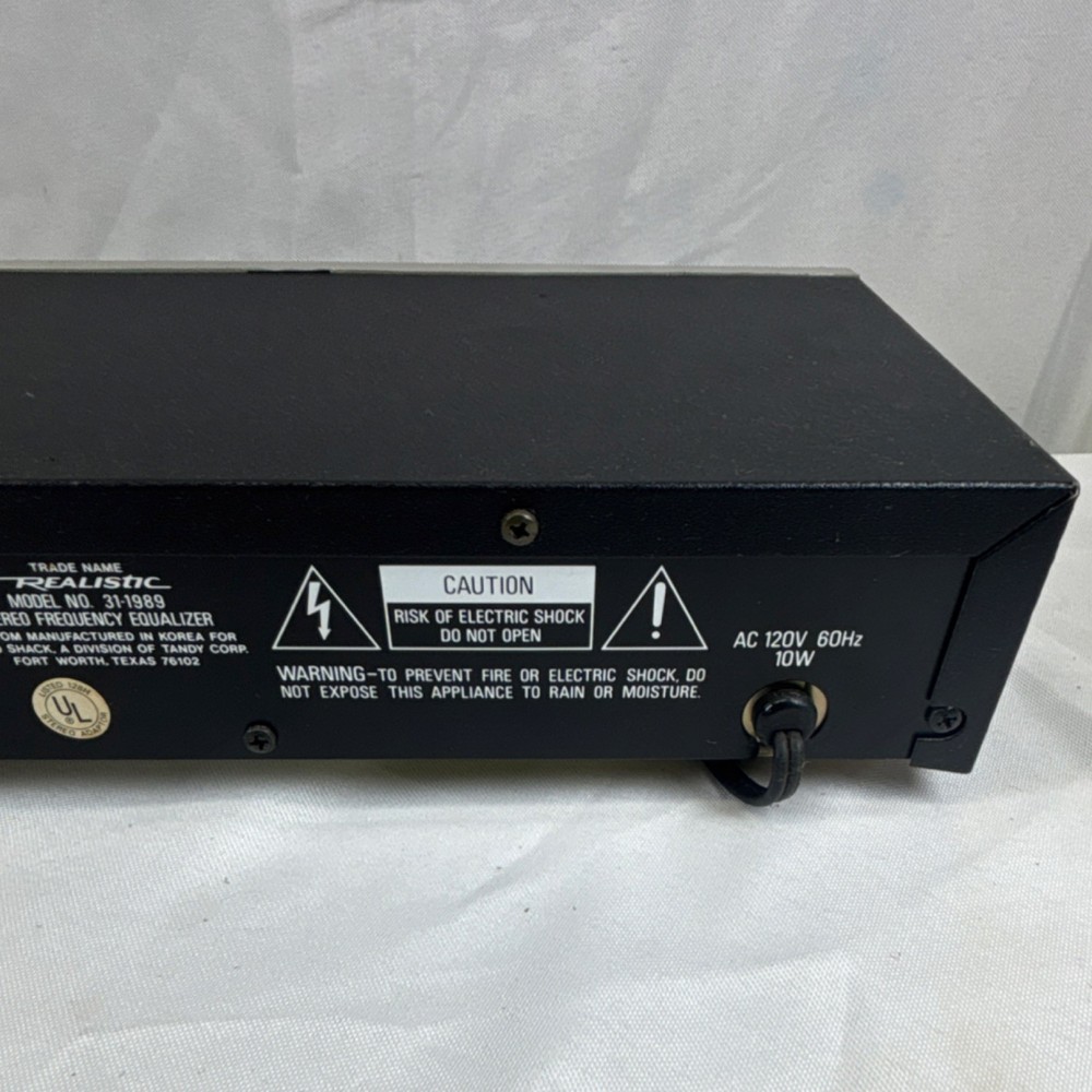 Realistic Seven Band Stereo Analog Equalizer Model 31-1989 Black/Silver