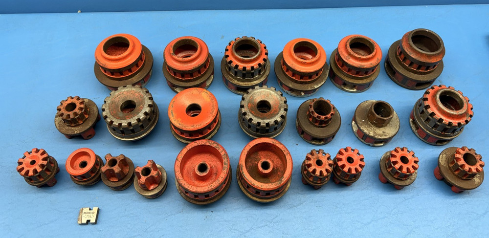LOT - RIDGID Pipe Threader Die Head Assortment Ratcheting Pipe Threader & Reamer