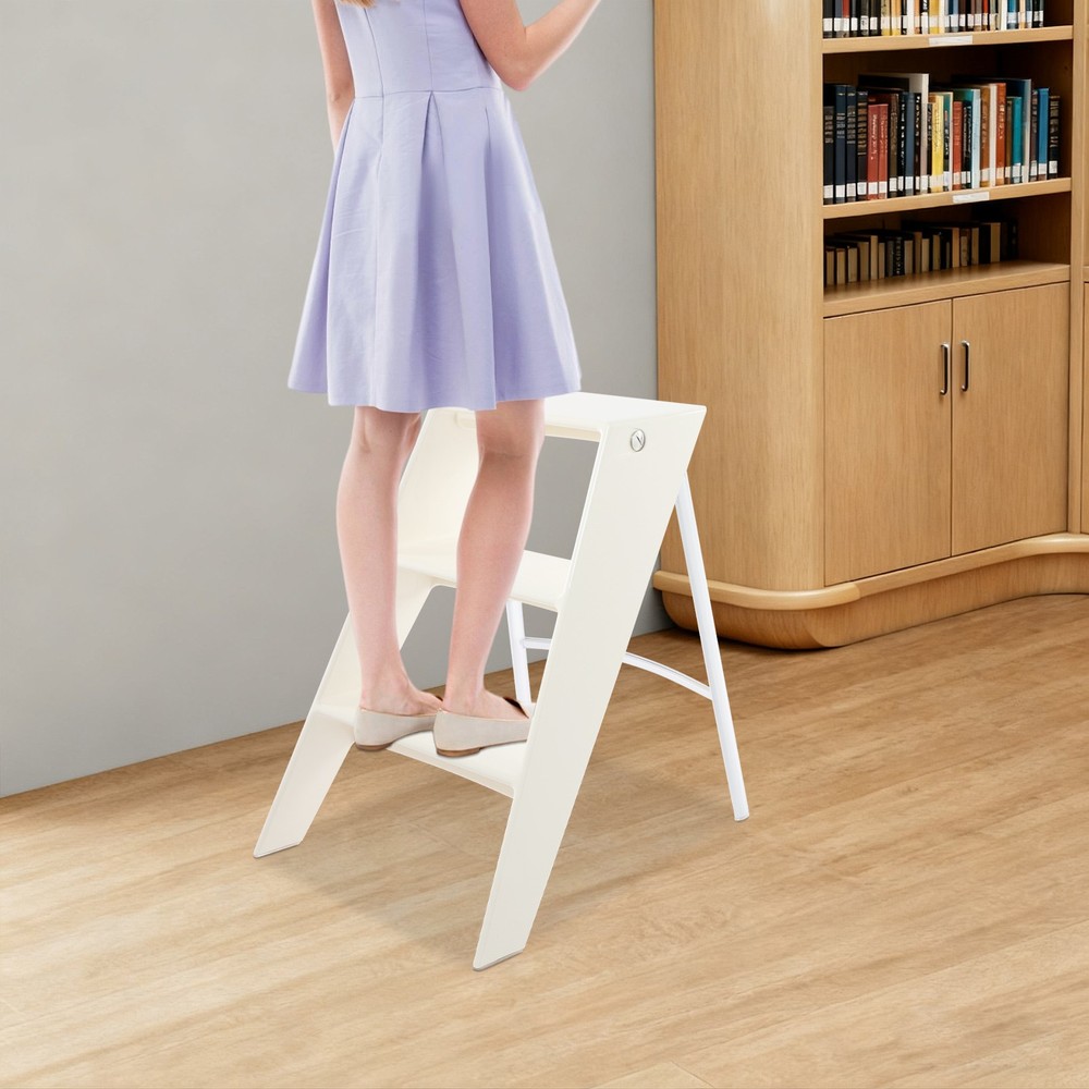 Portable Folding 3-step Step Stool With Anti-slip Features 220.46 Lbs Capacity
