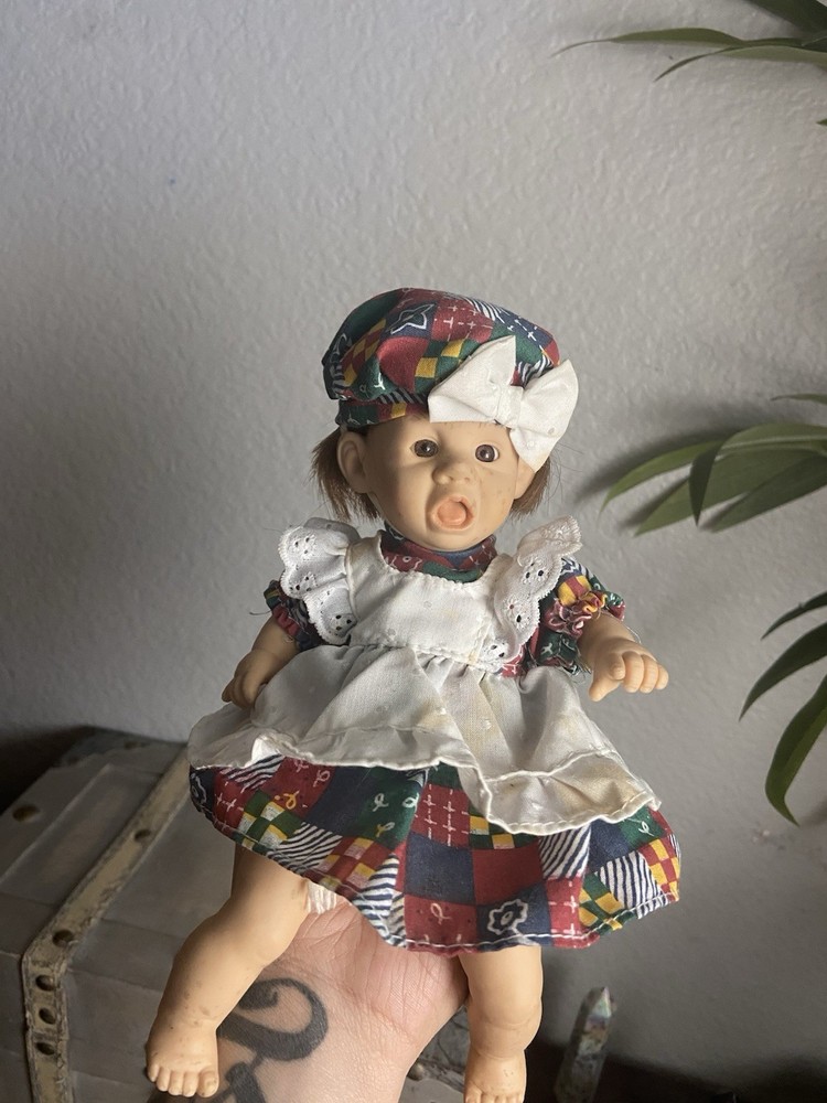 Haunted Dolls-ACTIVE-Siblings