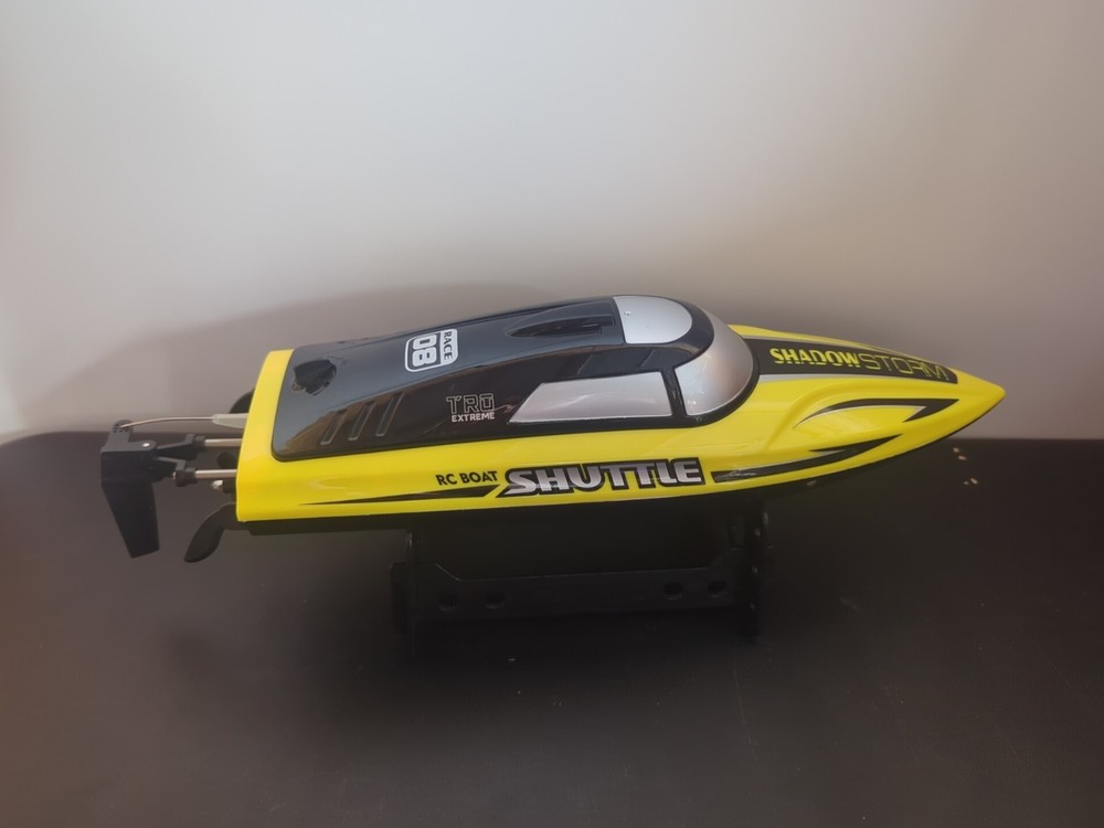 Shuttle RC Boat Shadow Storm TRO Extreme Race 08 Complete