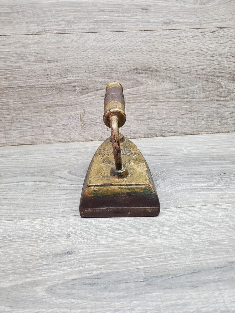 Antique Flat Iron Sad Iron