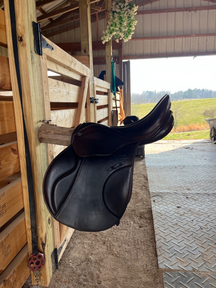 Stübben Genesis Split Tree English Jumping Saddle