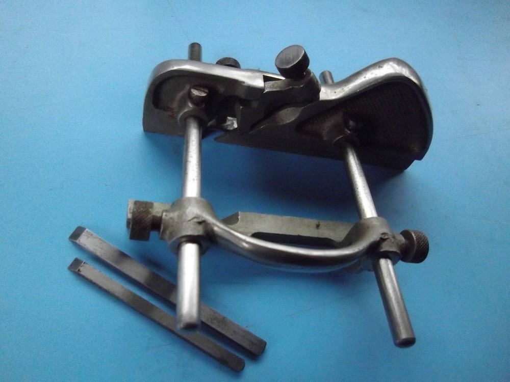 Record 043 Plough Plane Woodworking Tool -2 Irons- Good Condition.