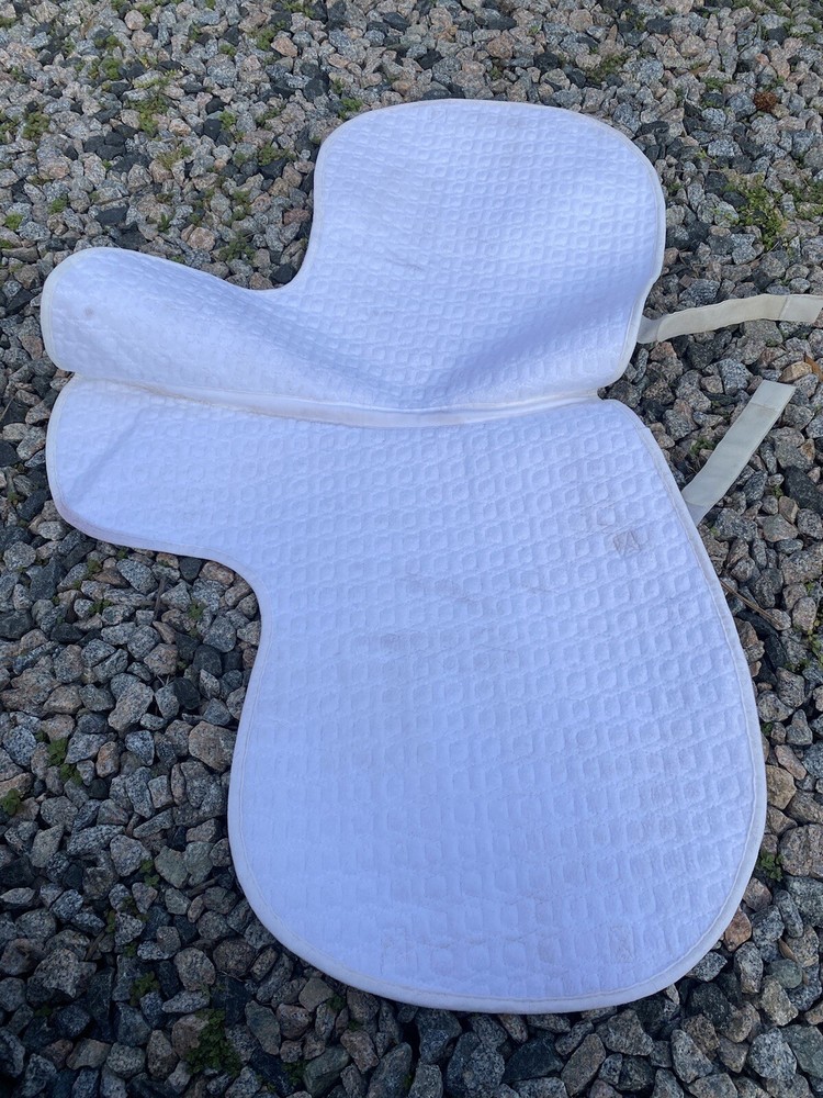 Mattes VS AP Saddle Blanket