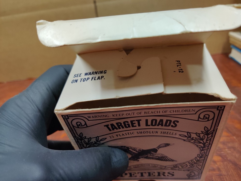 PETERS LIGHT TARGET LOAD Plastic Shotgun Shells, Empty Cardboard Box 12 Ga