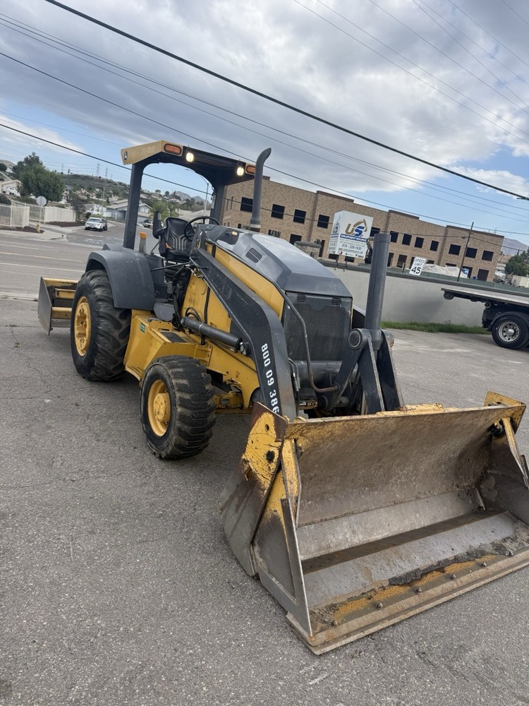 2016 John Deere 210 LEP Skip Loader