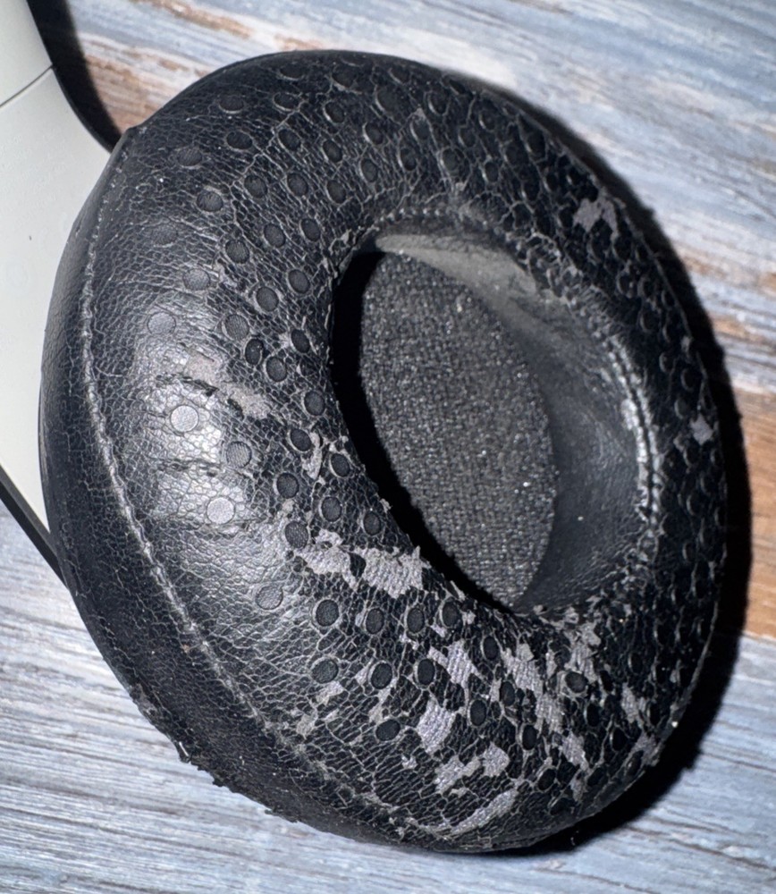 Avegant Glyph AG101 VR Headset