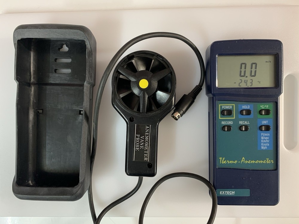 Extech Thermo-anemometer With Protective Case And Vane Probe