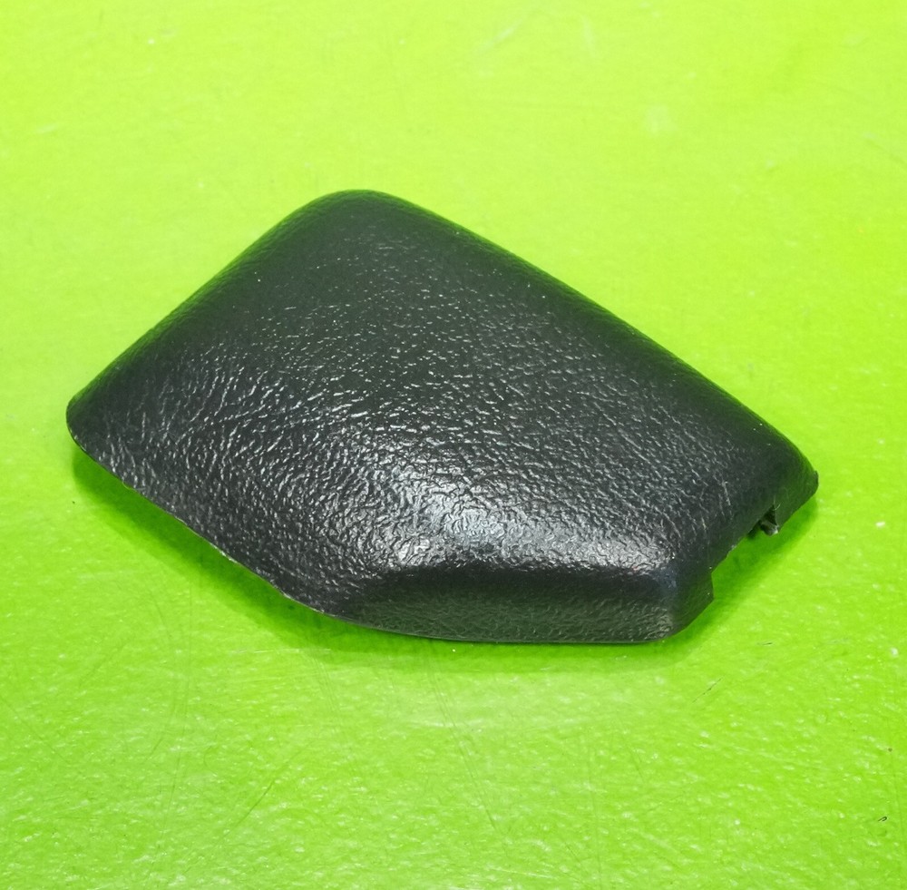 92-96 Prelude OEM driver or passenger front left bolt cover trim panel black