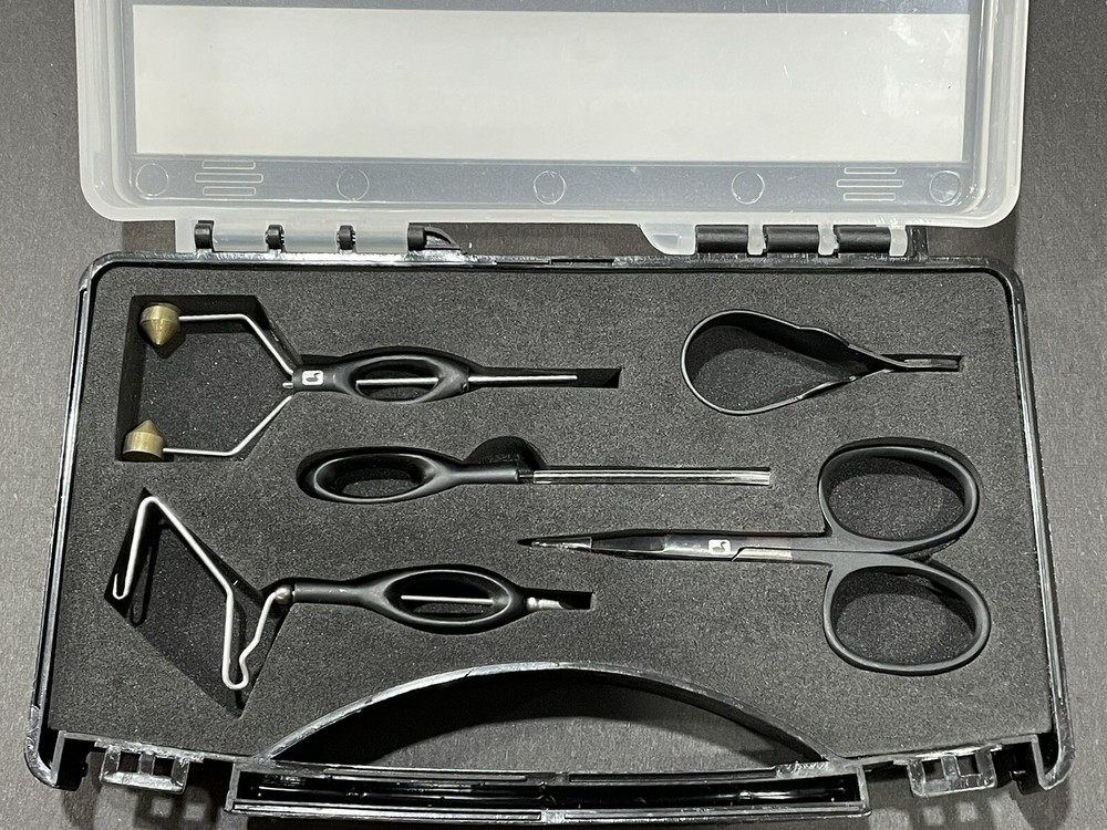 Loon Core Fly Tying Tool Kit (black) Includes 5 tools in a sturdy travel case.