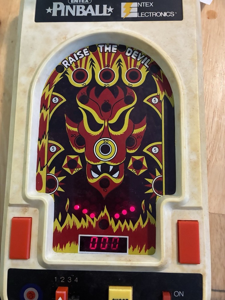 Entex Electronics Raise the Devil Handheld Pinball Machine 1980 Vintage
