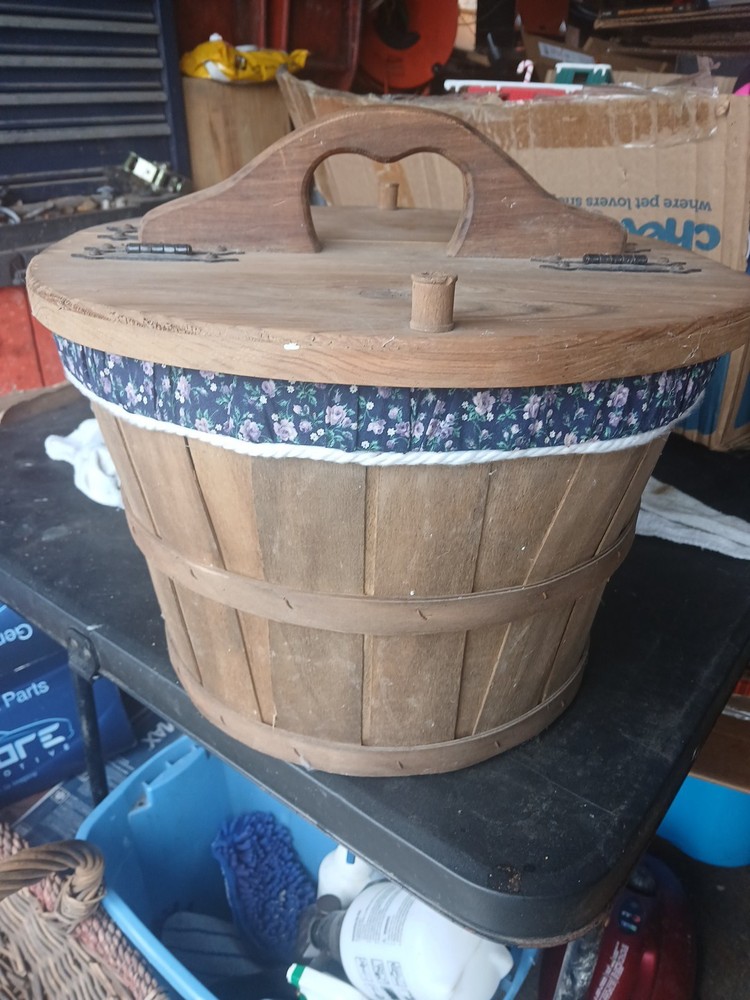 Two Door Handle Basket
