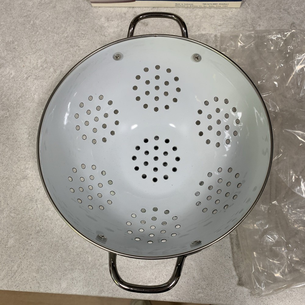New Kobe Decorator Floral Colander