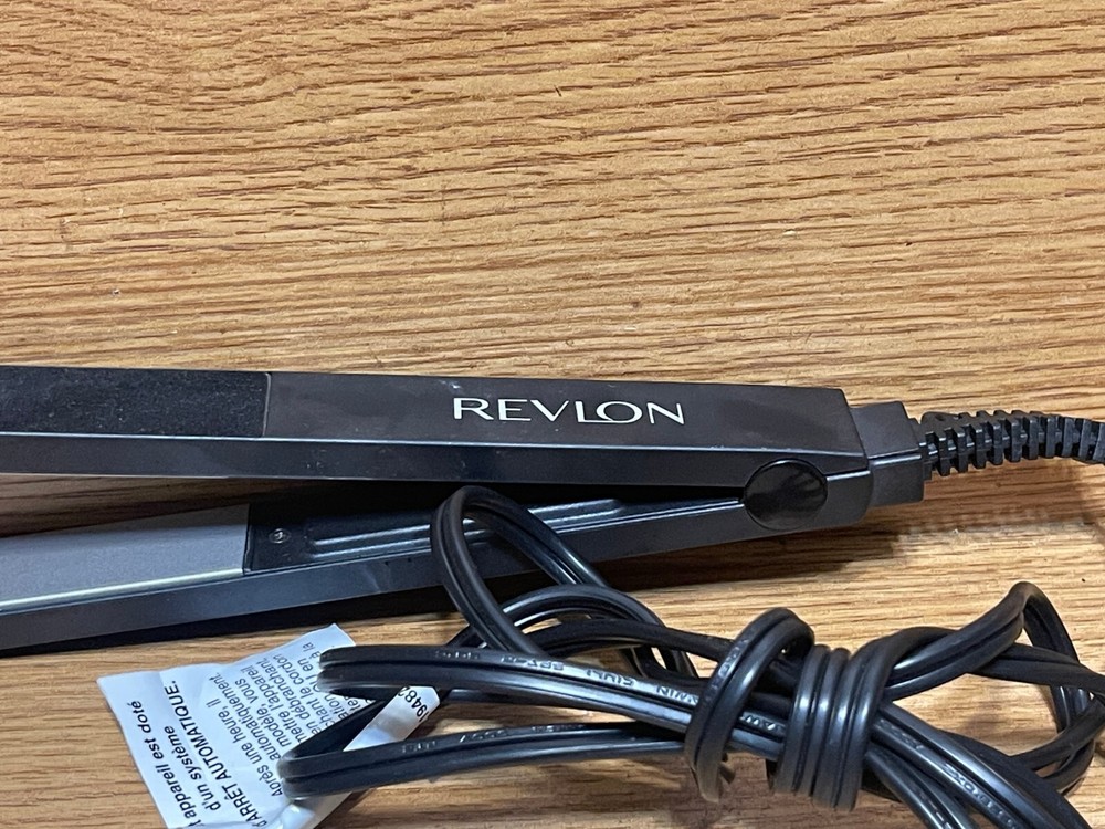 Revlon Hair Straightener