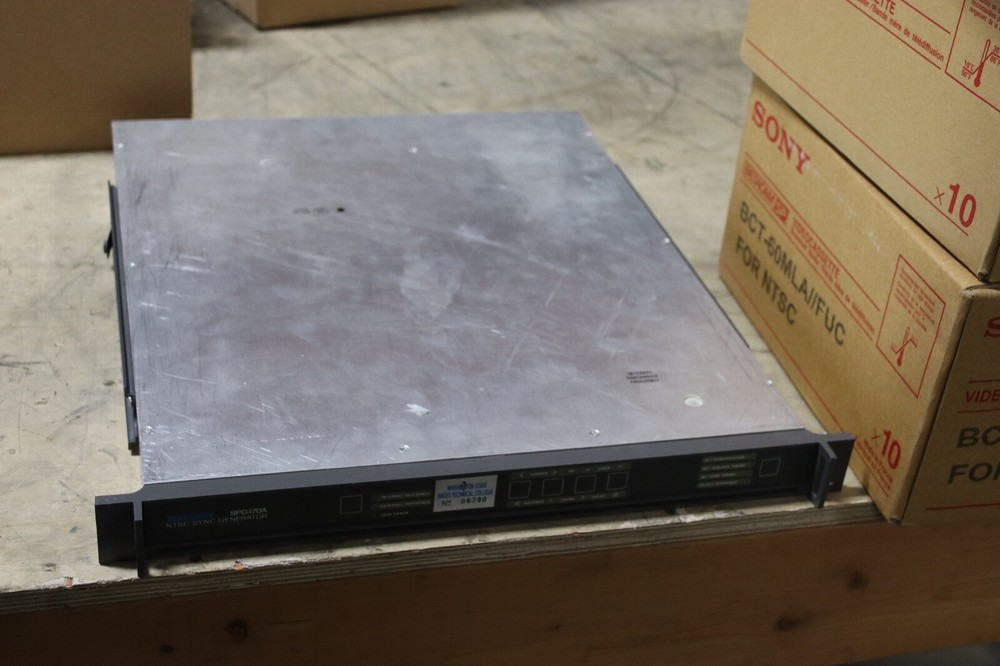 TEKTRONIX SPG-170A NTSC SYNC GENERATOR
