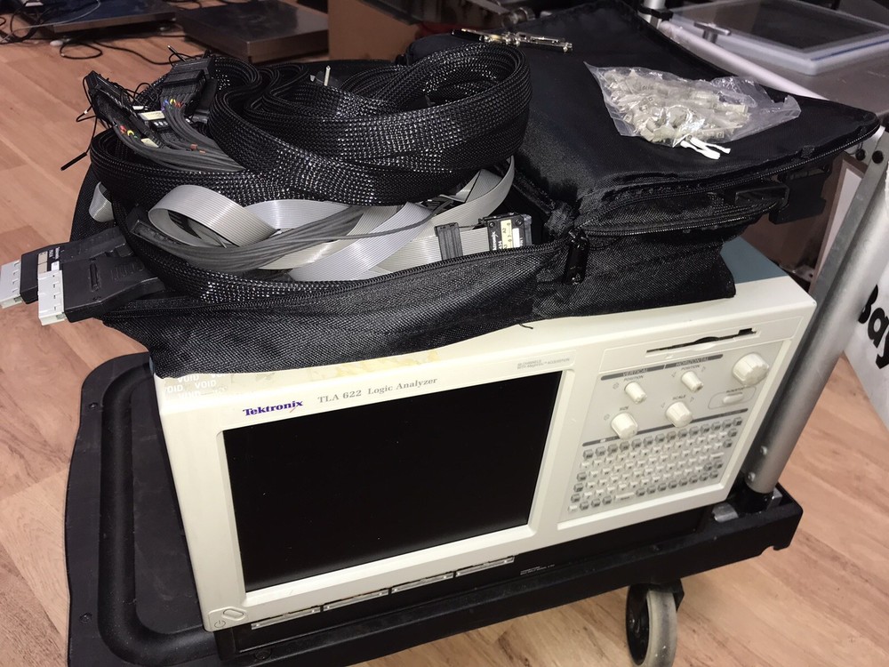 Tektronix TLA622 68-Channel Logic Analyzer