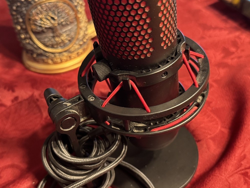 HYPERX QUAD CAST USB MICROPHONE TESTED WORKING GREAT VALUE FAST SHIPPING USED