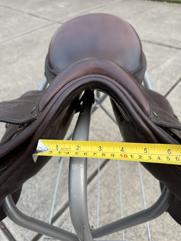 17.5” County Conquest Saddle XTR Leather Medium Tree Wool Flocked