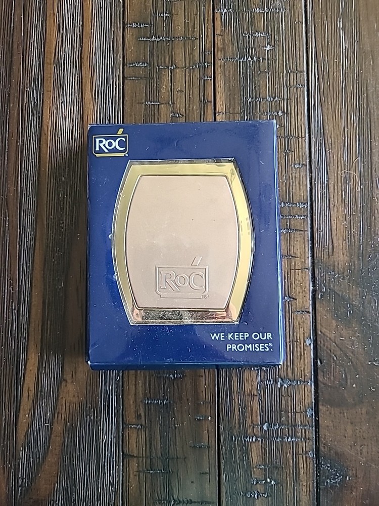 NEW Vintage ROC Compact Makeup Mirror