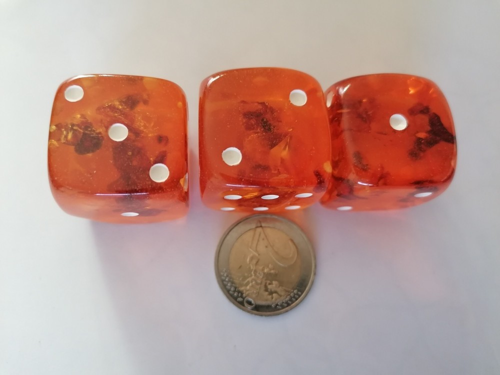 3 HANDMADE BALTIC AMBER Dice