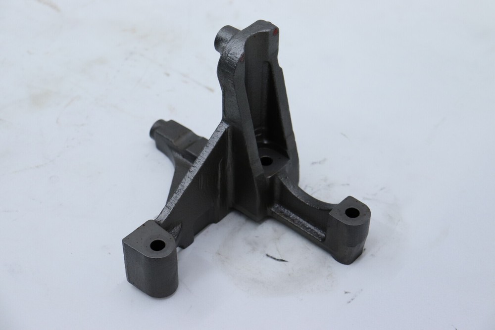 Cummins EGR Bracket 4993632
