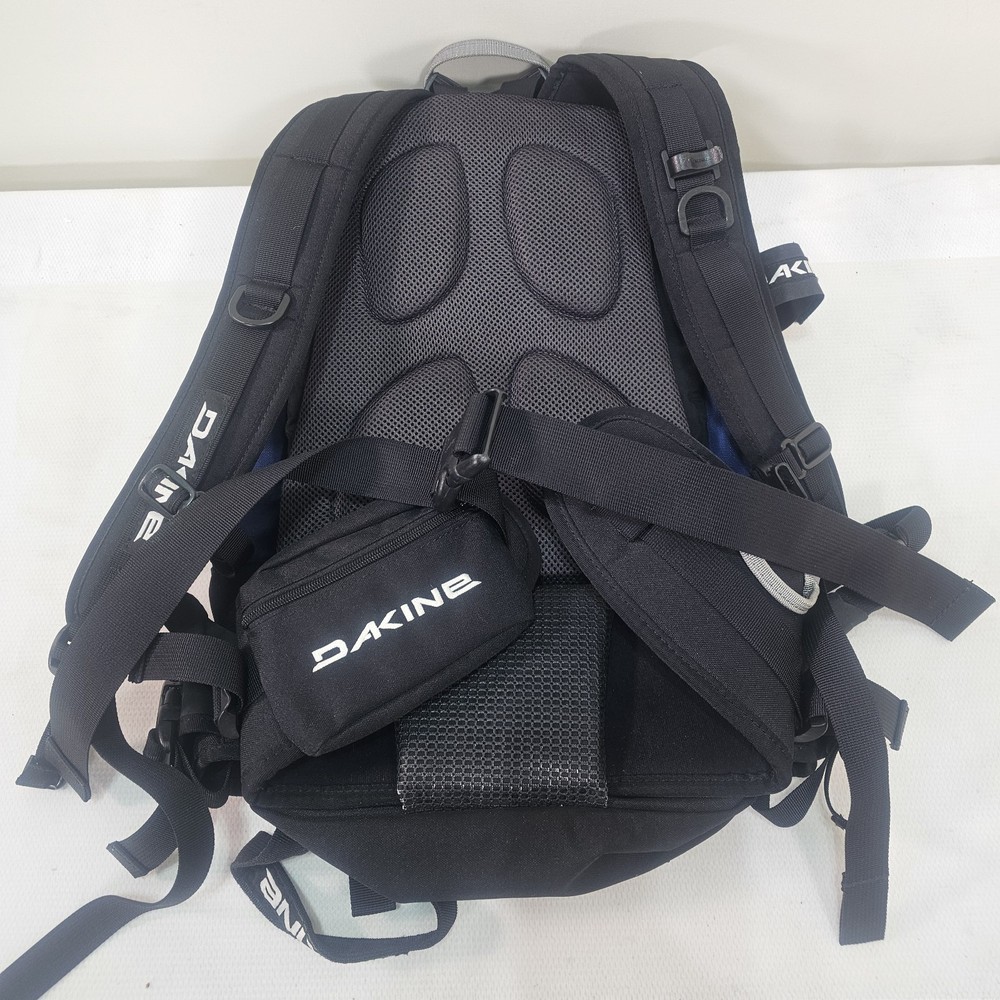 DAKINE Heli Pro Ski or Snowboard Backpack Blue - EUC