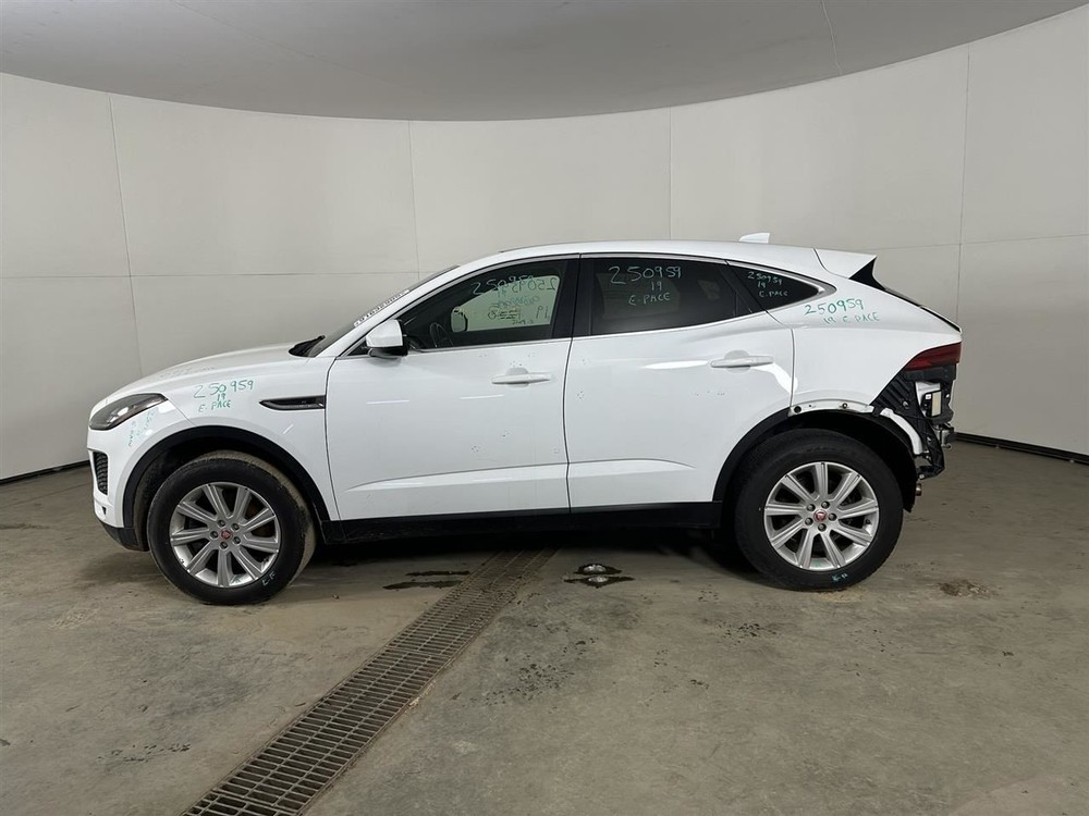 Camera/Projector Camera Windshield Mounted Fits 18-19 E-PACE 2824538