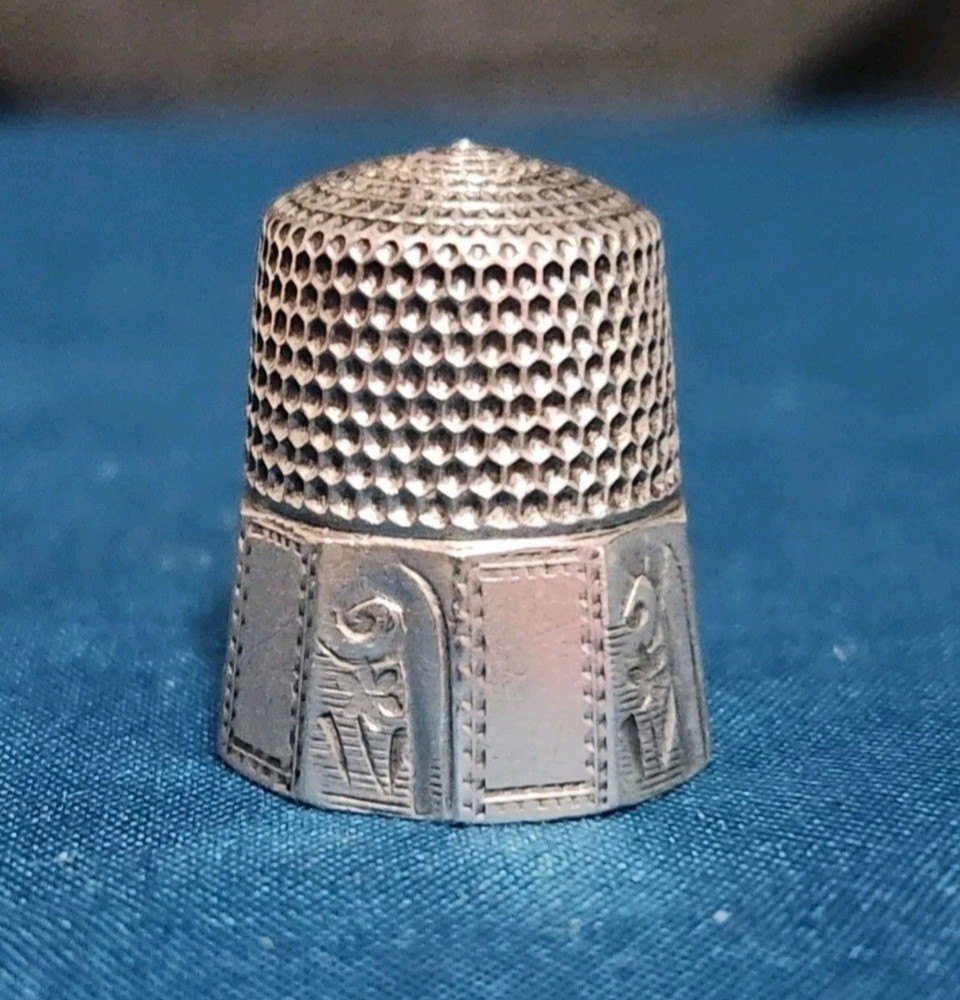 Antique Simons Bro Co Sterling Silver Thimble Size 9 Panel Border