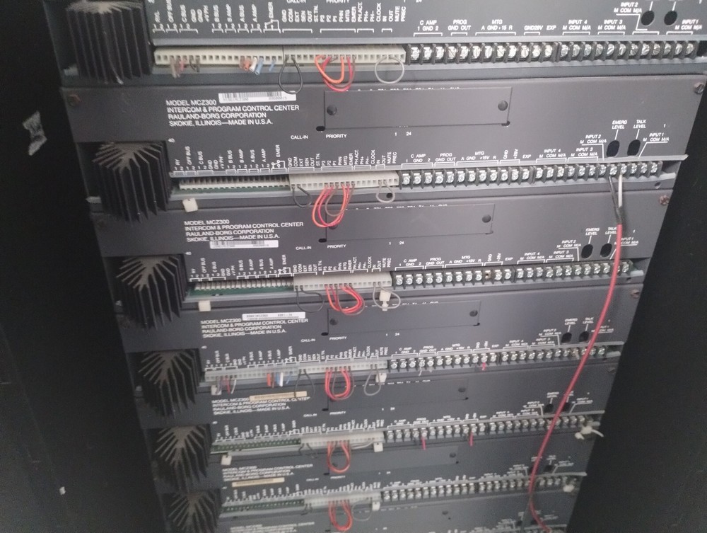 RAULAND-BORG MCZ300 INTERCOM & PROGRAM CONTROL CENTER CONSOLE PA 6 MO WARRANTY