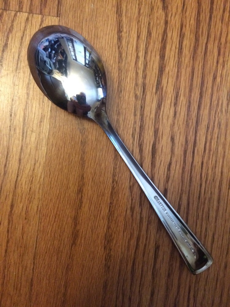 Hampton Silversmiths Stainless Glossy HSV143 Plain Outlined OVAL SOUP SPOON 7+"